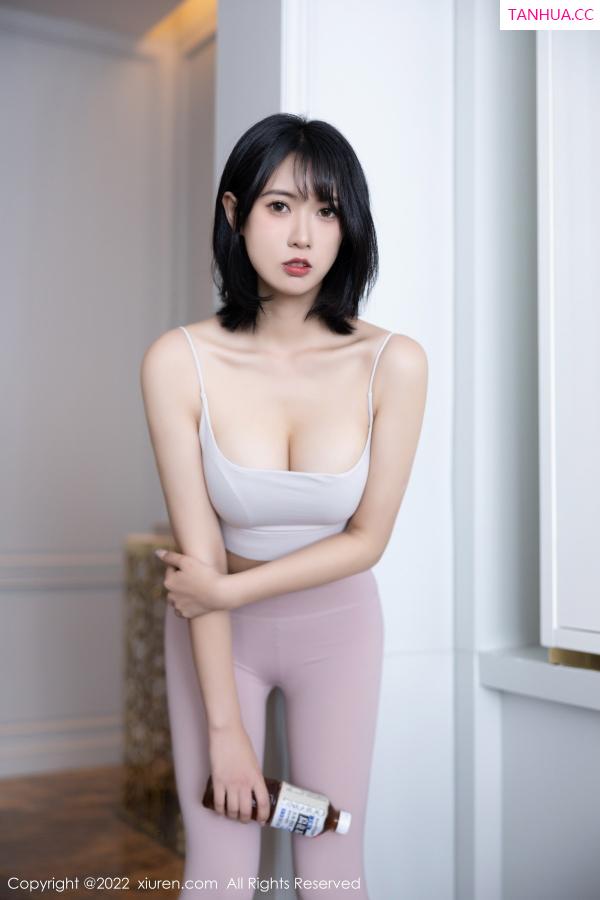 林子遥  [XiuRen]高清写真图 2022.11.21 No.5885 林子遥 瑜伽服美腿第4张图片